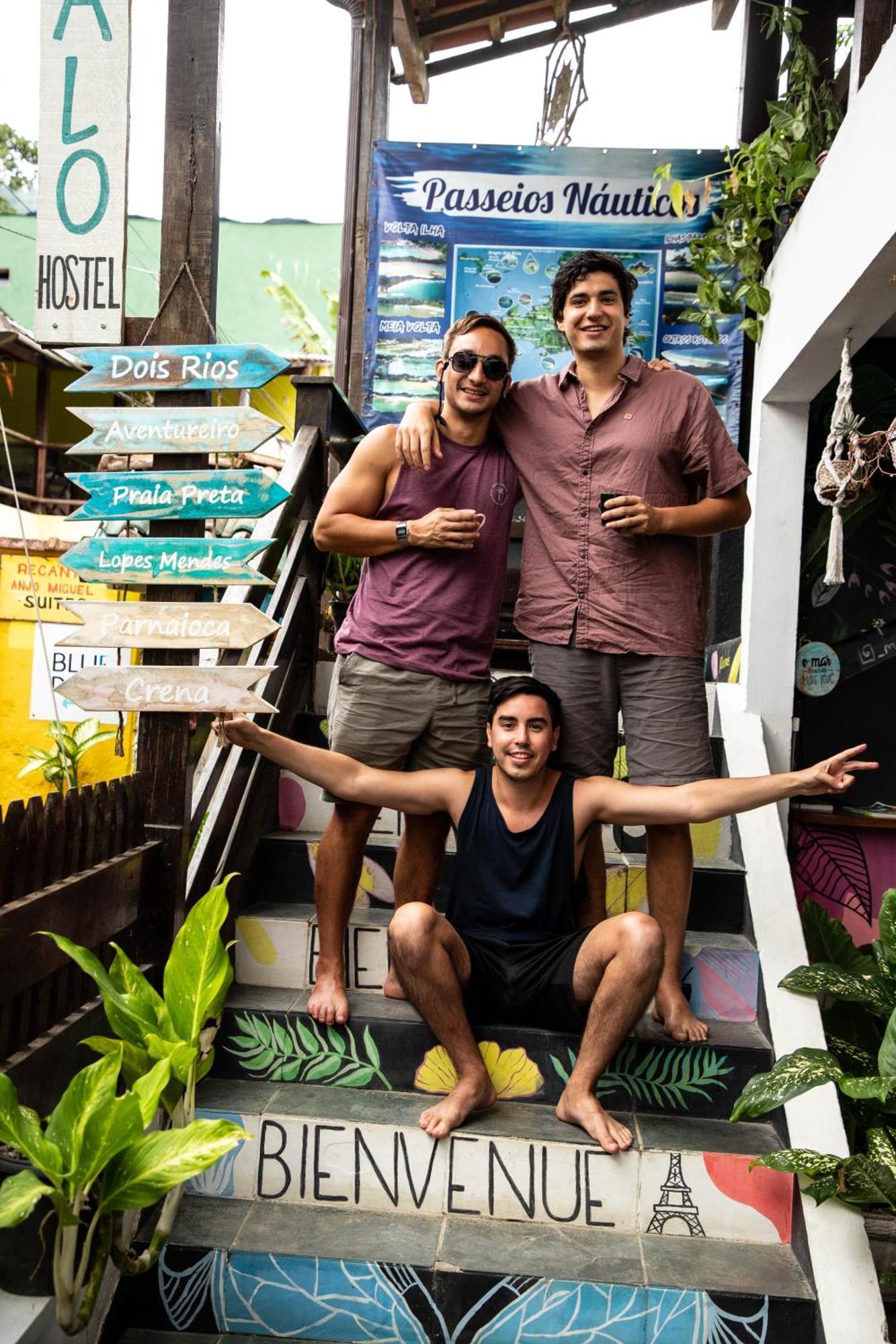 Mahalo Hostel Abraão Esterno foto